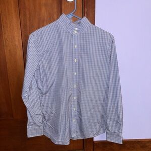 The Tailored Sportsman size 10 button up top, women’s.